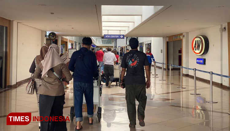 boarding-di-Bandara-Juanda-b.jpg