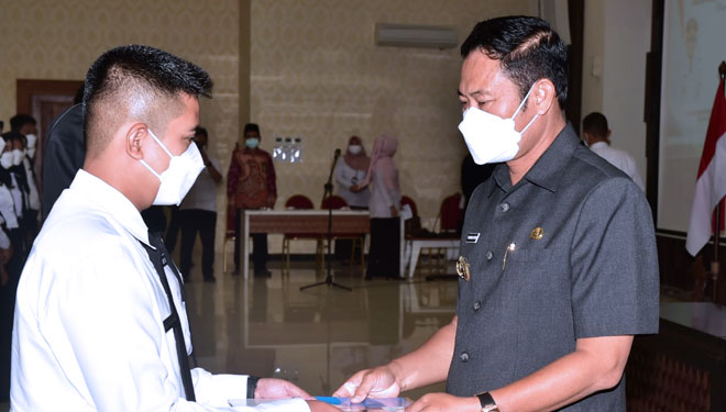 Ratusan CPNS Terima SK dan Diminta Bekerja Secara Profesional