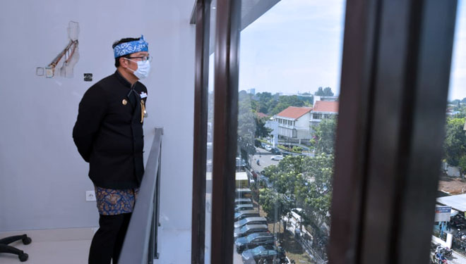 Ridwan-Kamil-b.jpg