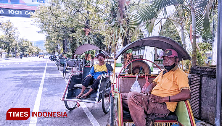 Kisah Tukang Becak di Pacitan yang Keluhkan Sepi Penumpang hingga Tak Dapat Bantuan