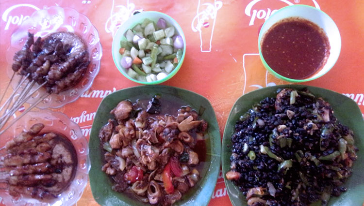 Uyi Sindangkasih Gives You an Authentic Taste of Satay Majalengka