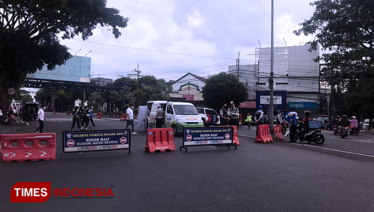Suasana Kayutangan Heritage yang aksesnya ditutup untuk lokasi ngabuburit. (FOTO: Rizky Kurniawan Pratama/TIMES Indonesia)