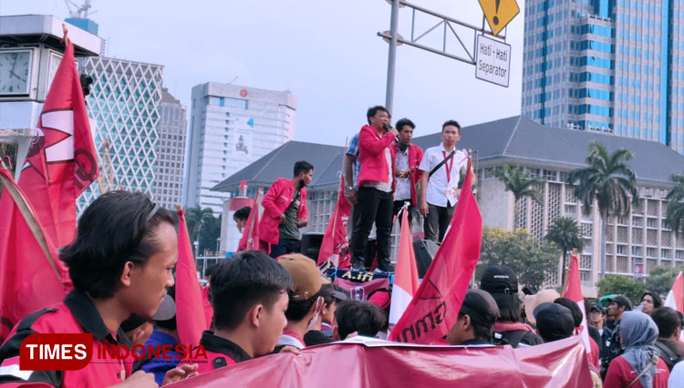 Kader-GMNI-se-Indonesia-berunjuk-rasa-membawa-beberapa-tuntutan-2.jpg