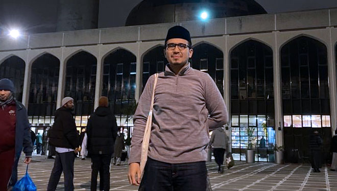 Cerita Ramadan dari Inggris, Hafiz Noer Merindukan Suara Azan di Indonesia