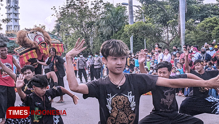 Seniman-Reog-Ponorogo-3.jpg