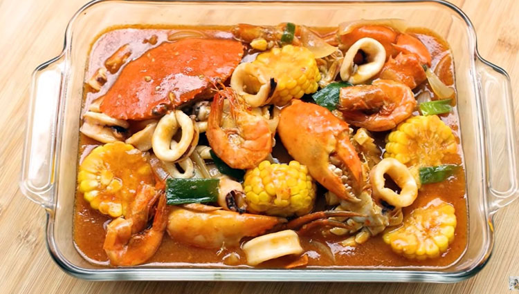 Resep Seafood Saus Padang, Cocok Dihidangkan Saat Buka Puasa Bareng Keluarga