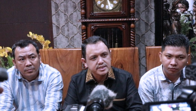 Kuasa Hukum Minta Laptop dan Dompet Ade Armando yang Hilang untuk Dikembalikan