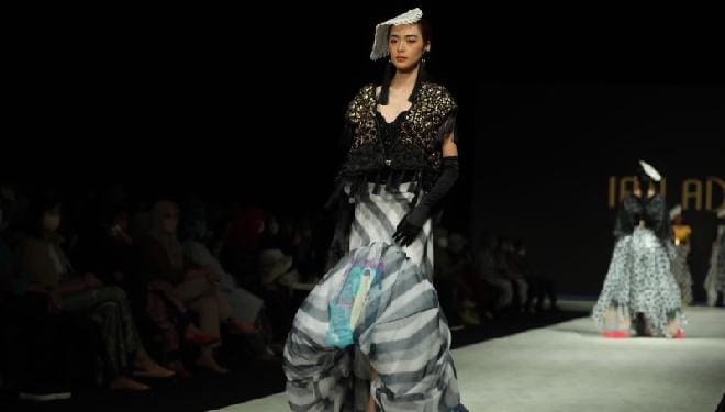 Indonesia-Fashion-Week-3.jpg