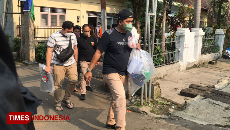 Polda Jatim Datangi Rumah Terduga Pelaku Pembunuh Mahasiswa UB Di ...