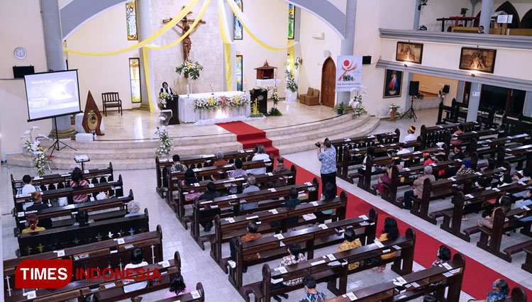 Iluatrasi Misa Paskah