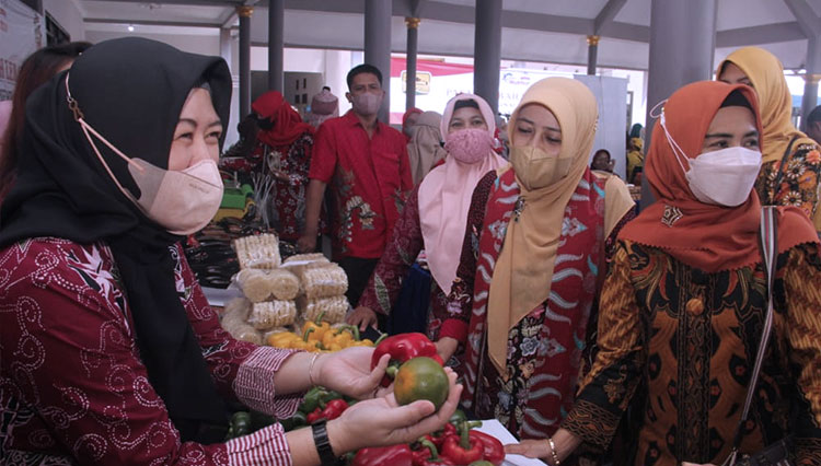 Pasar-Lebaran-2.jpg