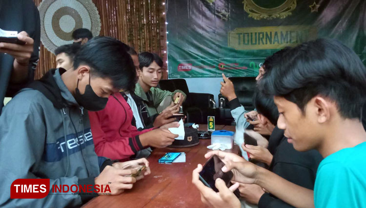 Suasana turnamen Mobile Legends digelar ESI Kabupaten Malang dan Esto Coffee.  (Foto : Binar Gumilang/TIMES Indonesia).