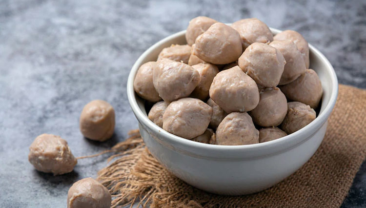Easy Homemade Bakso or Indonesian Meatball Recipe