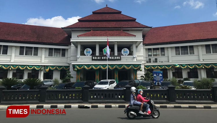 Balai-Kota-Malang-2.jpg
