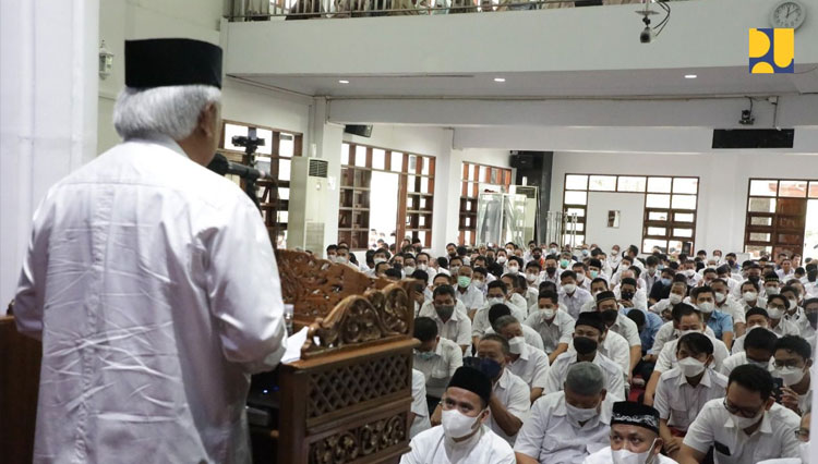 Kultum Zuhur Ramadan, Menteri PUPR RI: Laksanakan Ibadah dan Tugas dengan Jujur, Ikhlas dan Sabar