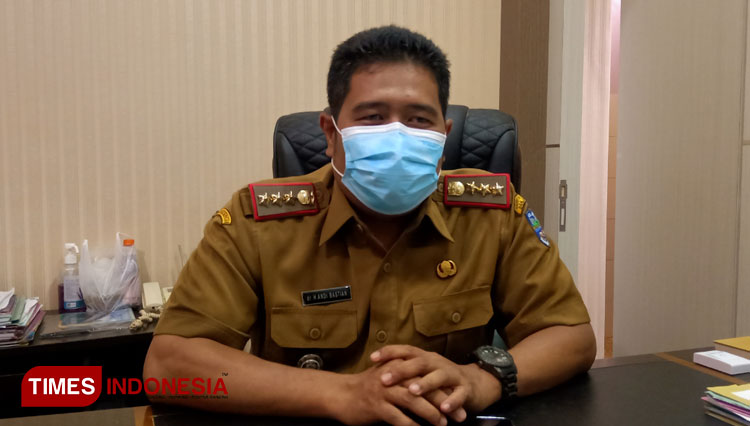 Dr Andi Bastian, Kepala Dinas Kesehatan Kota Banjar saat diwawancarai diruang kerjanya terkait pencegahan penyebaran Hepatitis Akut yang belum diketahui penyebabnya (foto: Susi/TIMES Indonesia)