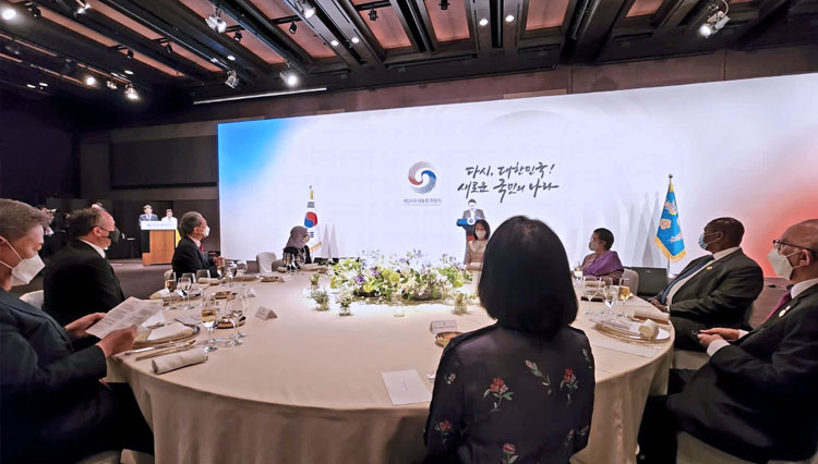 Megawati Hadiri Jamuan Gala Dinner Presiden Baru Korsel Yoon Suk Yeol