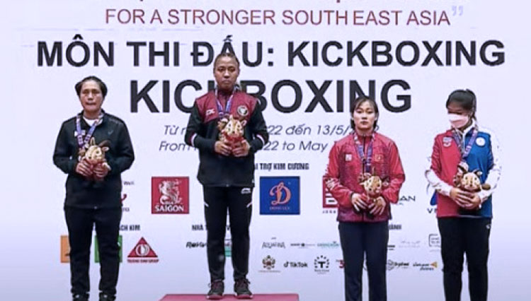 Kickboxing Putri Sumbang Emas Keenam Indonesia di SEA Games