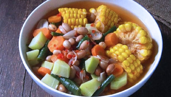 Easy Indonesian Sweet and Sour Vegetable Soup Recipe for Your Weekend