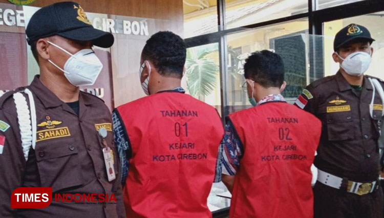 Tahanan Kejaksaan Negeri Kota Cirebon kasus penjualan pompa riol. (Foto: Muslimin/TIMES Indonesia)