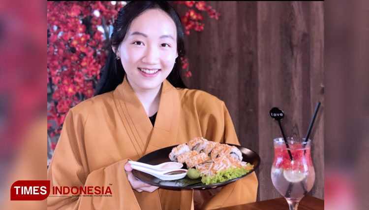 Hadirkan Suasana Jepang, Fave Hotel Rungkut Surabaya Sajikan Sushi California Roll
