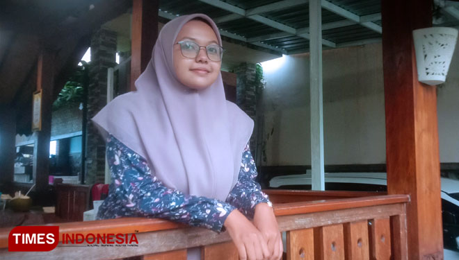 Laila Yasmin, mahasiswa STIKOM PGRI Banyuwangi. (Foto : Syamsul Arifin/TIMES Indonesia)