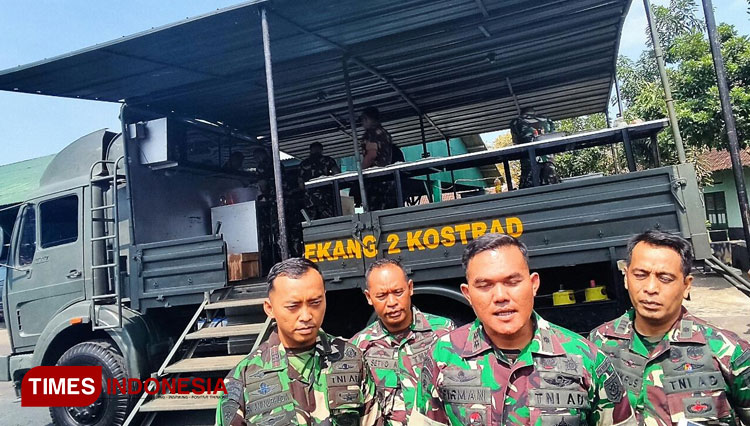 Komandan Yon Bekang 2/MWJ/2 Kostrad Letkol Cba Firmanuddin Lilawangsa saat memberikan keterangan terkait alih fungsi kendaraan yang dimiliki Yon Bekang 2/Kostrad. (Foto: Adhitya Hendra/TIMES Indonesia)