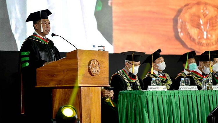 Menteri Pemuda dan Olahraga Republik Indonesia (Menpora RI), Zainudin Amali saat menyampaikan kuliah umum di UNJ. (Foto: Dokumen/Kemenpora)