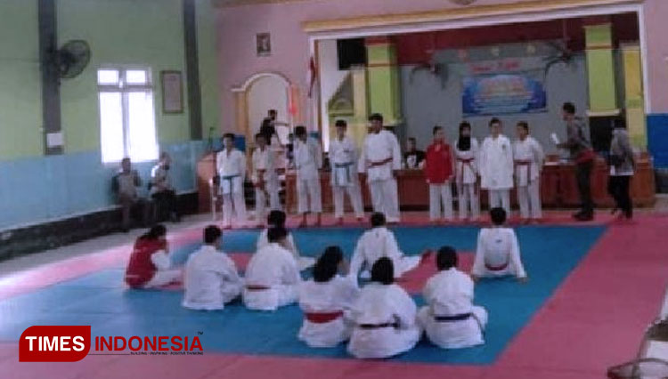 Lolos Seleksi FORKI, Dua Atlet Karate ASKI Wakili Banyumas di POPDA