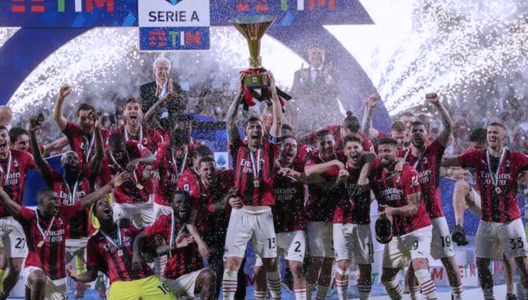 AC Milan meraih Scudetto Serie A Liga Italia musim 2021/2022. (Foto: bola.net)