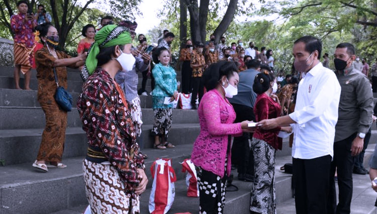 Pekerja Seni Dua Tahun Vakum, Presiden RI Jokowi: Semua Harus Hidup Kembali