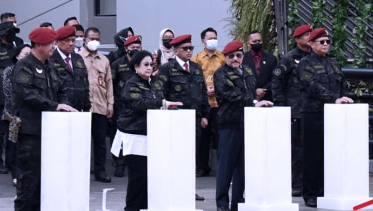Bamsoet Apresiasi Smart Campus Ir Soekarno dan Medical Intelligence Wangsa Avatar STIN 