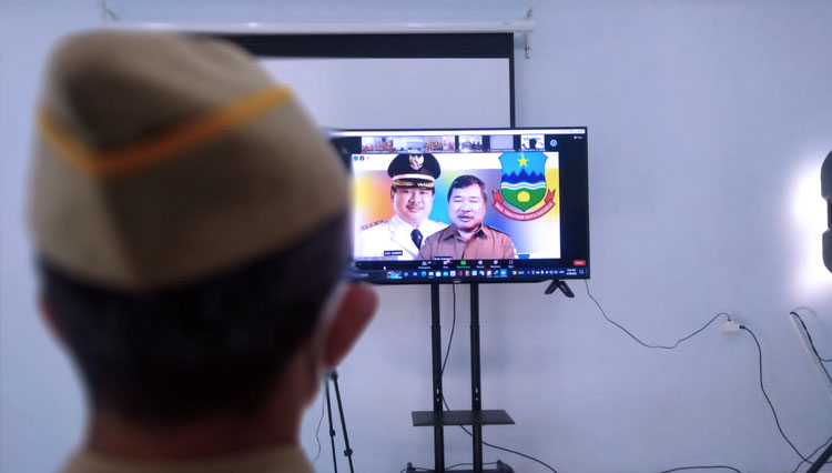 Pelaksanaan-apel-gabungan-terbatas-di-Gedung-Command-Center-2.jpg
