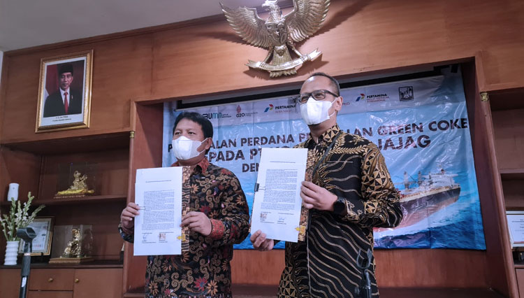 Pertamina Kenalkan Produk Petrokimia Melalui Pengapalan Perdana Green Coke