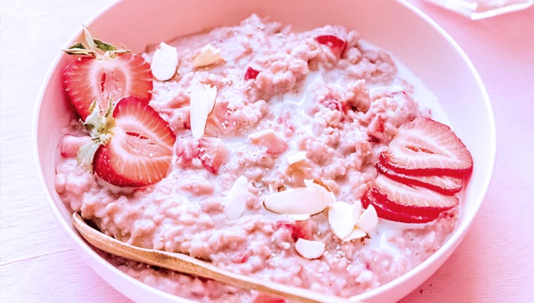 Oatmeal Yogurt, A Great Healthy High-protein Breakfast
