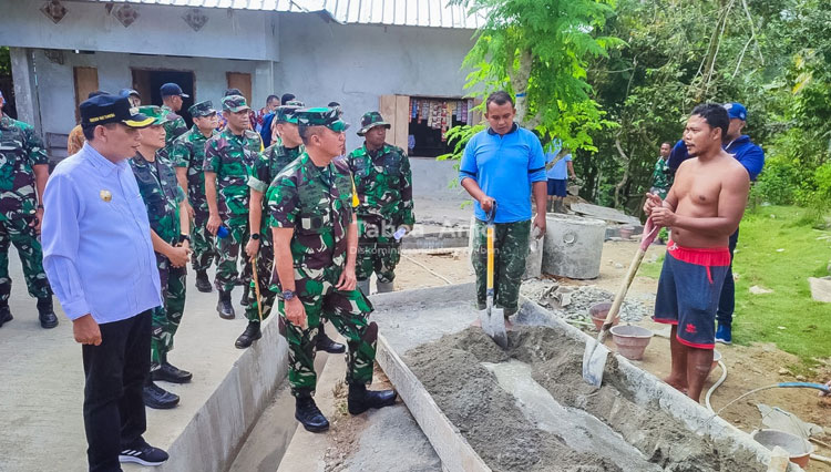 Pj Wali Kota Ambon Apresiasi TMMD Ke-113 Tahun 2022 di Dua Dusun