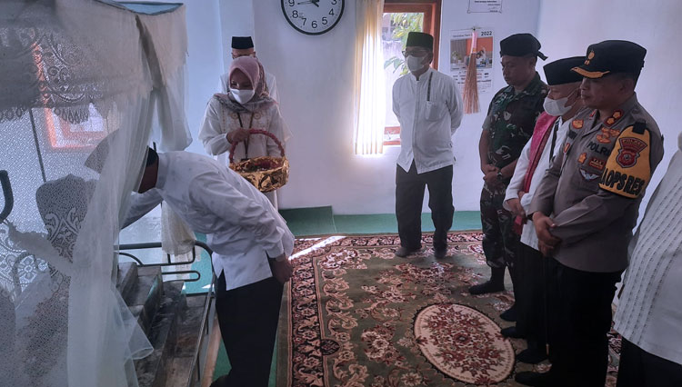 Makam-Pangeran-Muhamad-3.jpg