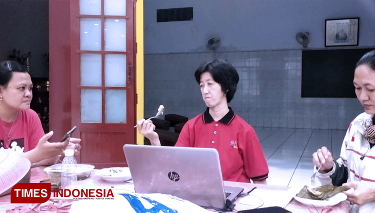 Perayaan-Hari-Bakcang-diperingati-dengan-menyantap-kue-bakcang-2.jpg