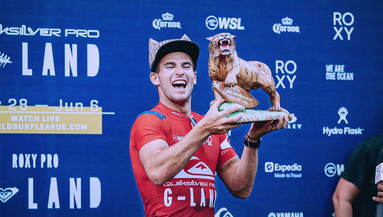 Jack Robinson Peselancar asal Australia yang berhasil menjadi Jawara WSL Championship Tour Quiksilver Pro G-Land Banyuwangi 2022 (Foto: Humas Pemkab Banyuwangi)