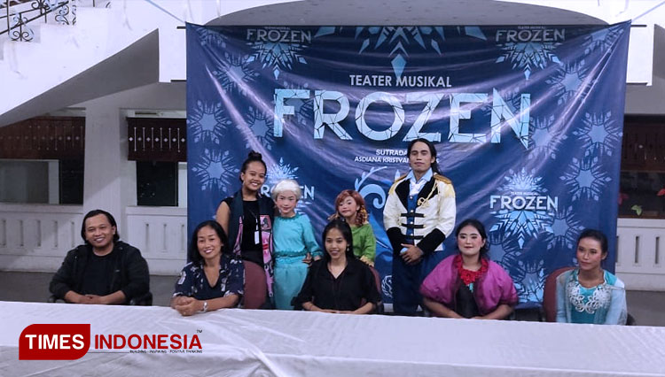Pertunjukan-Teater-Musikal-Frozen-di-Taman-Budaya-Yogyakarta-4.jpg