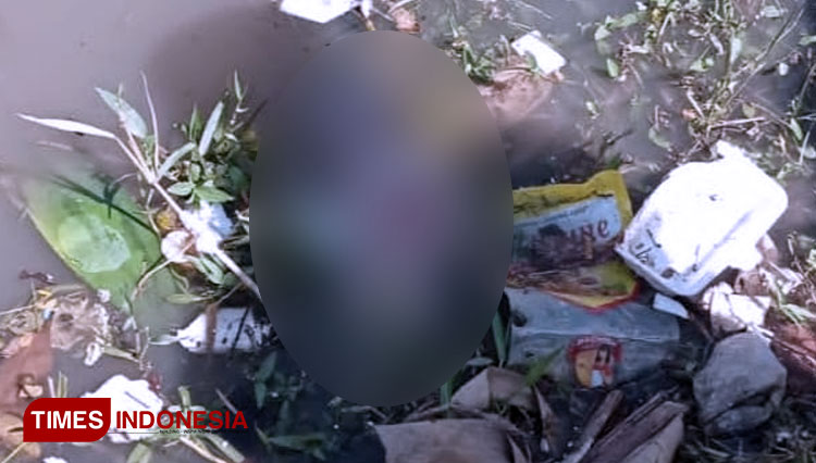 Mayat Bayi Ditemukan Mengapung di Sungai Kedungrejo Banyuwangi.