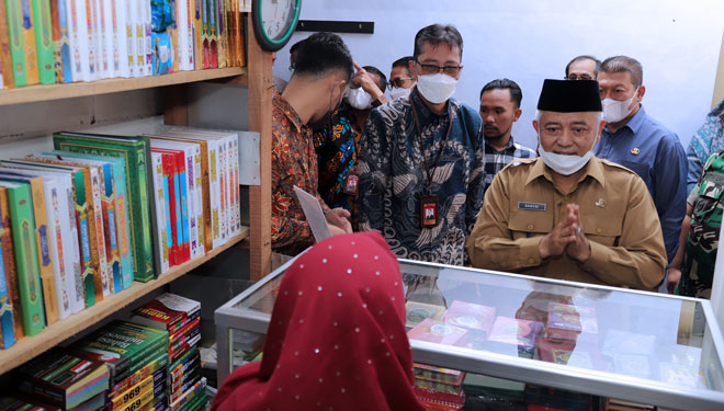 Bank Jatim Bantu Renovasi Pasar Bululawang Melalui Program CSR - TIMES ...