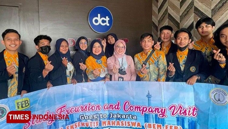 Group-dct.jpg