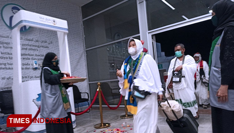 JCH Indonesia Asal NTB Dibekali Masker dan Pembersih Tangan
