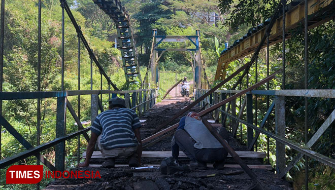Jembatan-Pisang-Candi-Kota-Malang-b.jpg