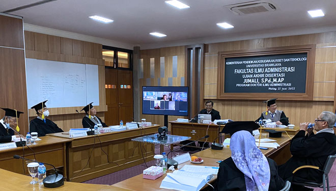 Angkat Disertasi Aset Strategis Potensial Tingkatkan Fiskal Daerah, Kepala Bappeda Kabupaten Blitar Raih Gelar Doktor