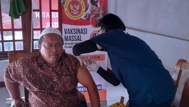 BINDA Jatim - Dinkes Kabupaten Blitar Gelar Vaksinasi di Dua Kecamatan 