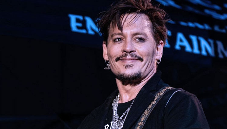 Kembali Bangkitkan Hollywood Vampires, Johnny Depp Akan Tur Eropa 
