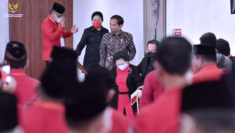 Jokowi-menghadap-Megawati-2.jpg