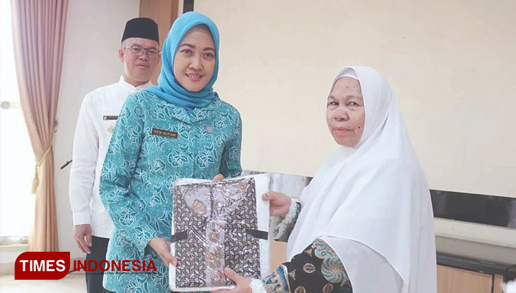 Jamu JCH Kota Pagaralam, Wali Kota Biayai Pengiriman Koper Haji dan Baju Seragam